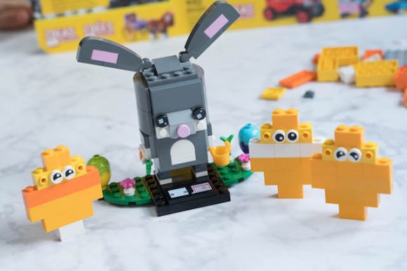 How To Make an Easy LEGO Easter Egg - OneSmileyMonkey.com