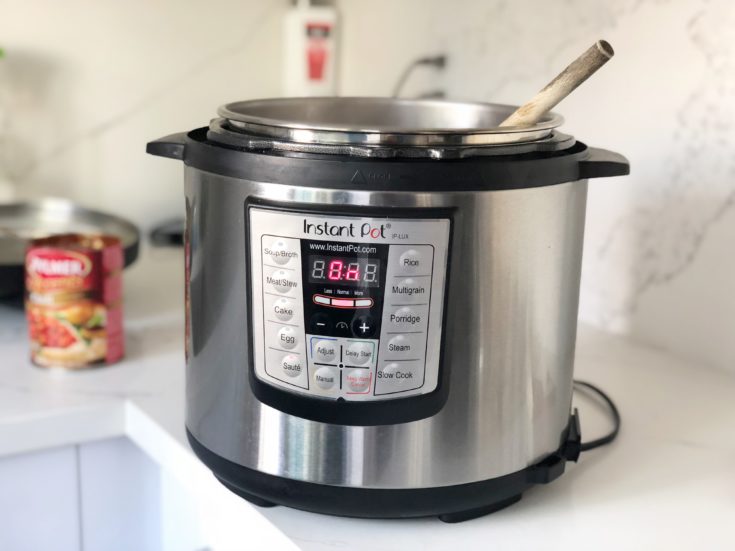 Easy and Delicious Instant Pot Chili Recipe - OneSmileyMonkey.com