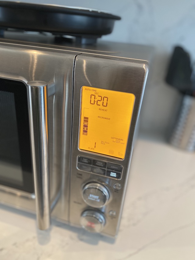 Breville Combi Wave 3 in 1 Review, Air Fryer, Oven, Microwave 
