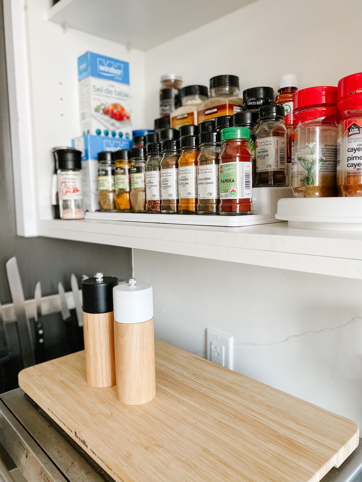 Simple Tips to Organize Your Spice Cupboard - OneSmileyMonkey.com